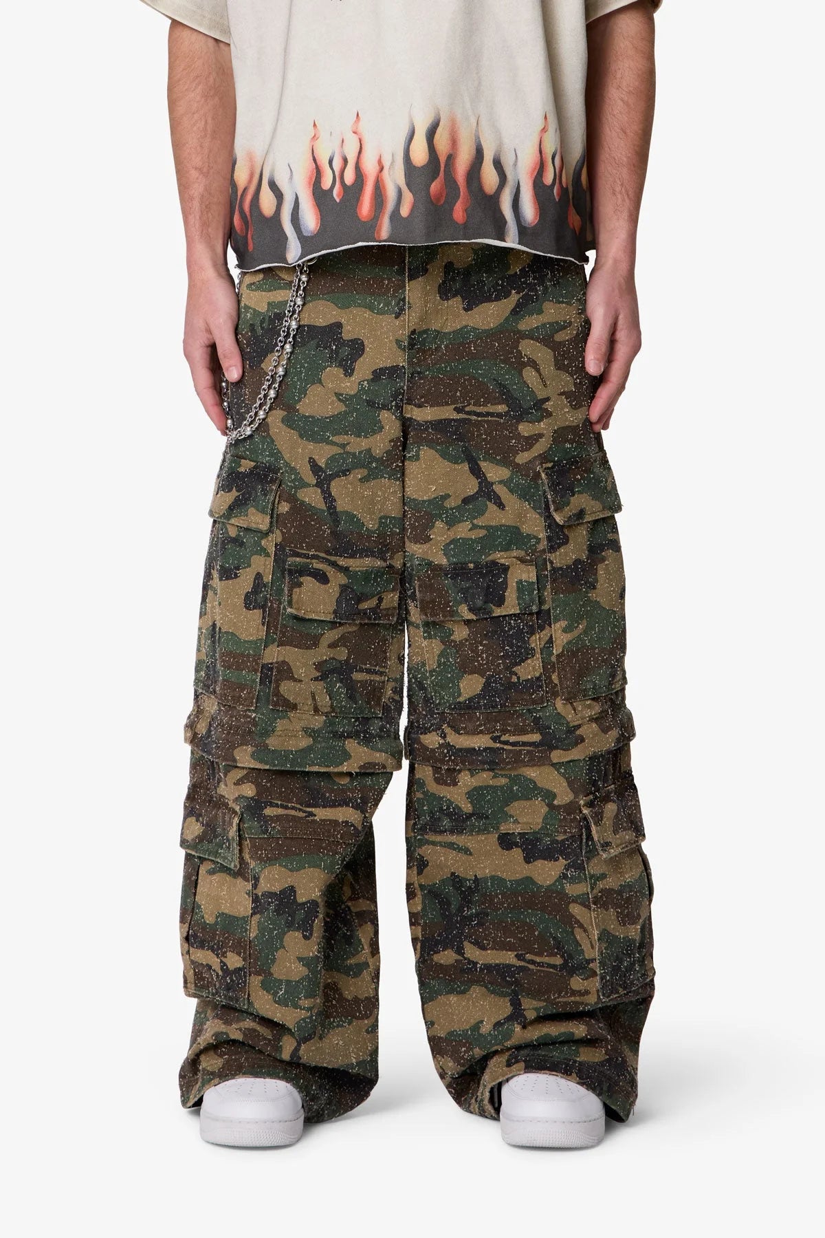 Distressed Rave Cargo Pants - Camo